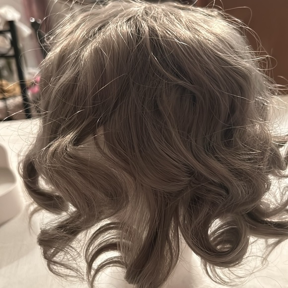 Nwot ladies wig topper - Picture 3 of 7